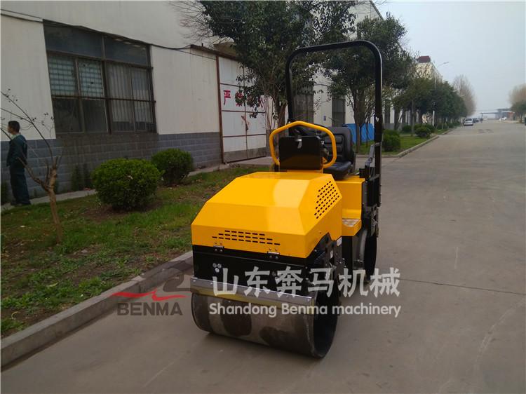 2吨小型压路机操作竟然这么简单!